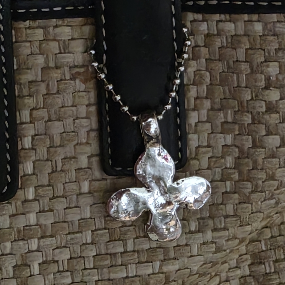 CROSS Silver Bag Charm - Picture 3 of 5